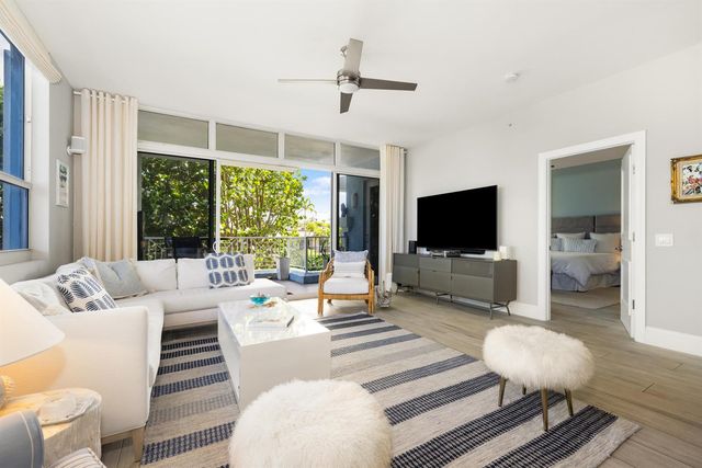 701 SE 21st Avenue 201, Deerfield Beach, FL 33441