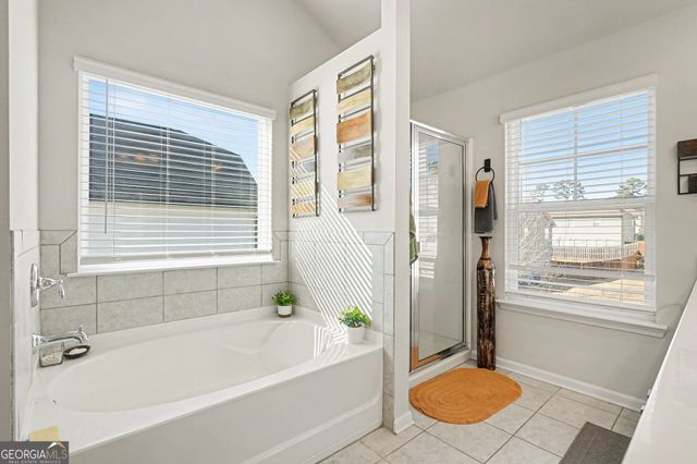 2254 Annes Lake Circle, Lithonia, GA 30058