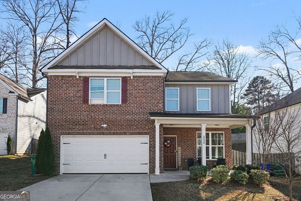 2254 Annes Lake Circle, Lithonia, GA 30058