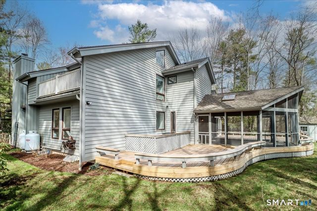 17 Dresden Court West, Goshen, CT 06756