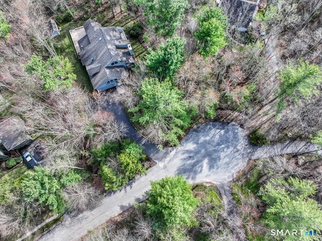 17 Dresden Court West, Goshen, CT 06756