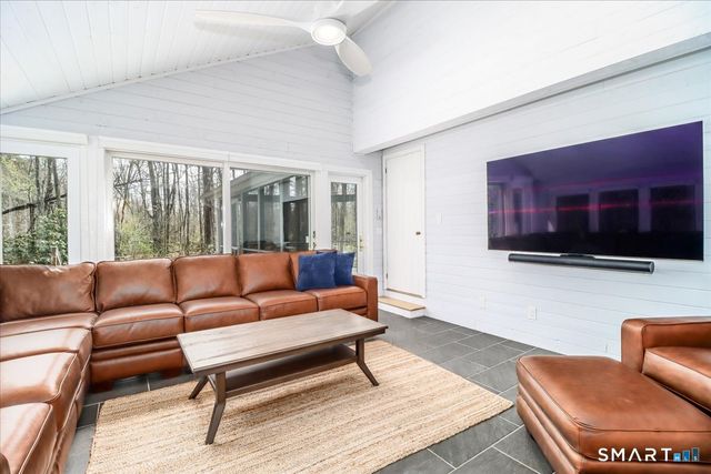 17 Dresden Court West, Goshen, CT 06756