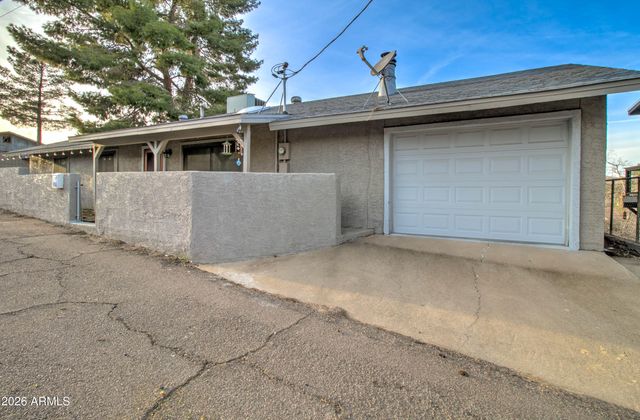 186 E KELLY Street, Miami, AZ 85539