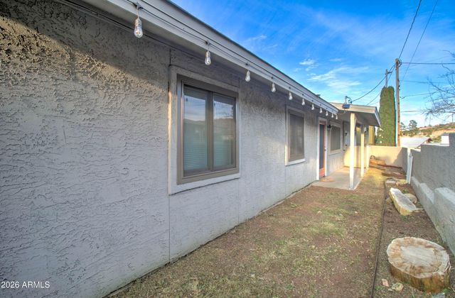 186 E KELLY Street, Miami, AZ 85539