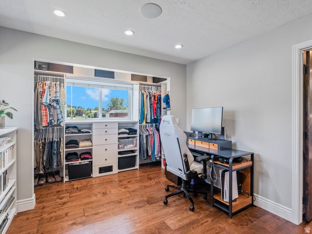1081 E WESLEY RD, Murray, UT 84117