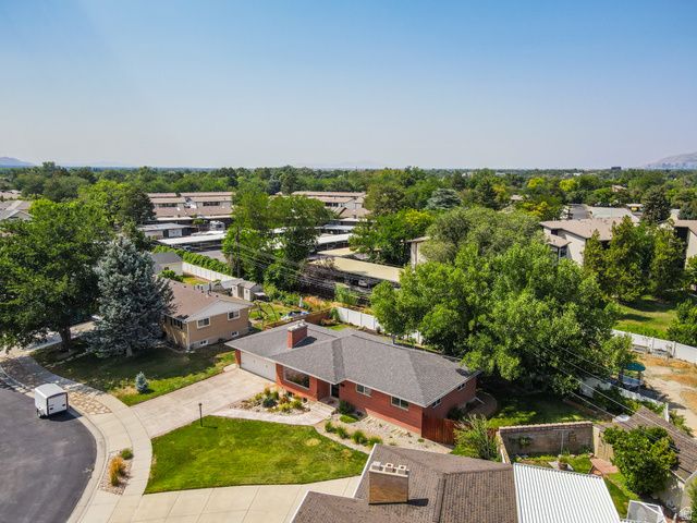 1081 E WESLEY RD, Murray, UT 84117