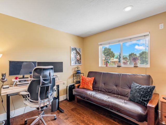 1081 E WESLEY RD, Murray, UT 84117