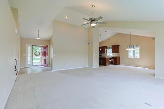 6629 Leeway Drive, South Bend, IN 46628