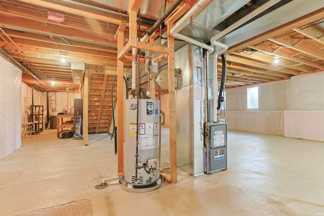 6629 Leeway Drive, South Bend, IN 46628