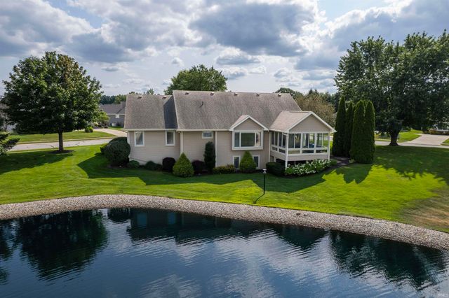 6629 Leeway Drive, South Bend, IN 46628