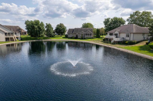 6629 Leeway Drive, South Bend, IN 46628