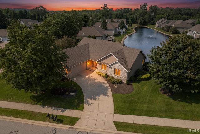 6629 Leeway Drive, South Bend, IN 46628