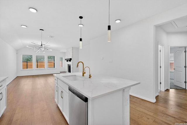 1620 Stone House, New Braunfels, TX 78132