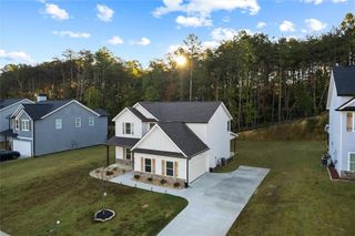 6556 River Station Drive, Lula, GA 30554