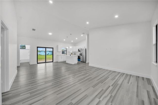 2836 NW 5th TER, Cape Coral, FL 33993