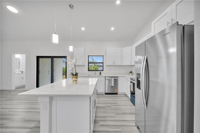 2836 NW 5th TER, Cape Coral, FL 33993