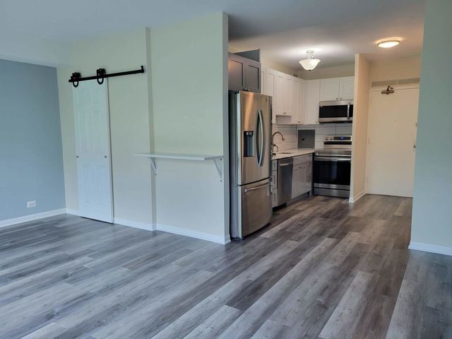 3600 N LAKE SHORE Drive 216, Chicago, IL 60613