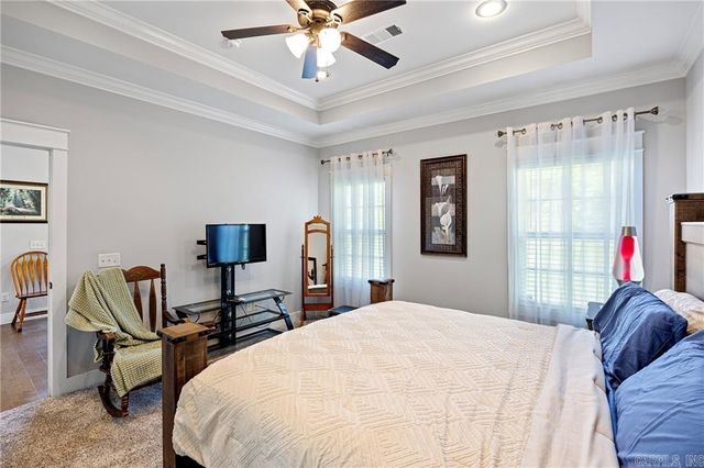 325 Crestwood Lane, Russellville, AR 72802