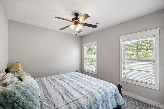 325 Crestwood Lane, Russellville, AR 72802