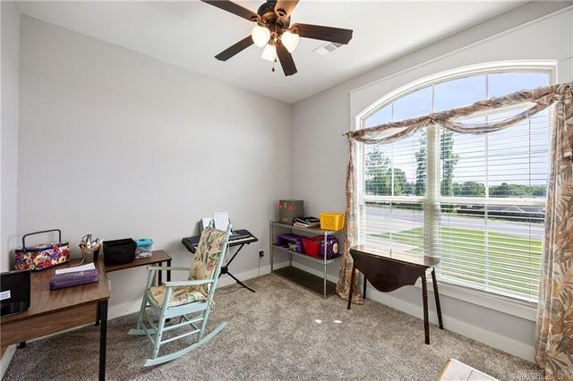 325 Crestwood Lane, Russellville, AR 72802