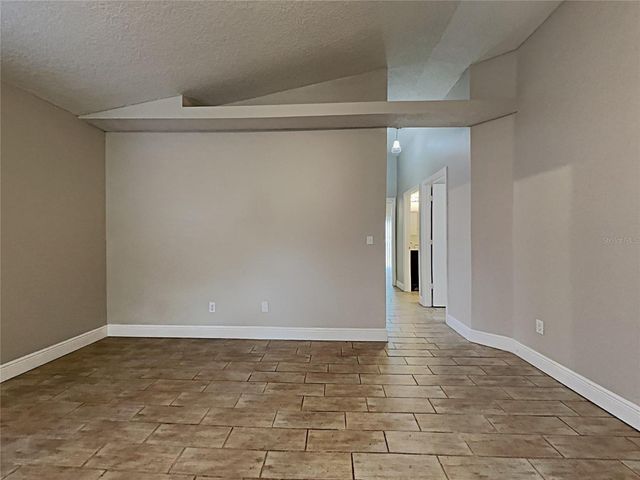 1604 CHATHAM CIRCLE, Apopka, FL 32703