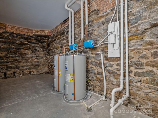 170 Lyman Street 002, Asheville, NC 28801