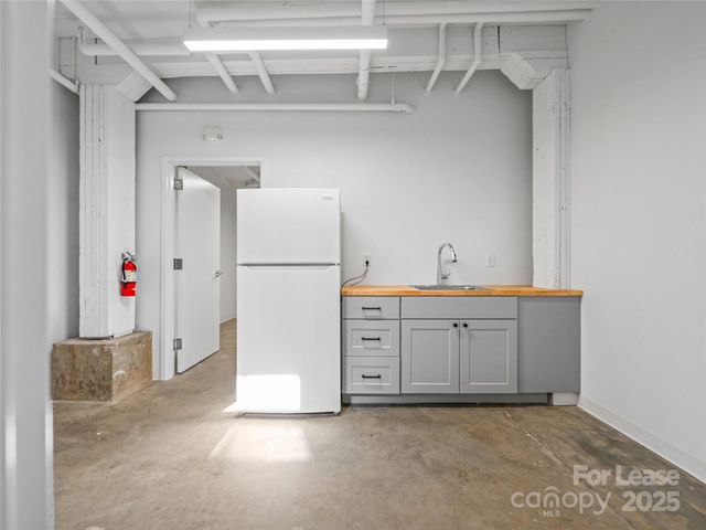 170 Lyman Street 002, Asheville, NC 28801