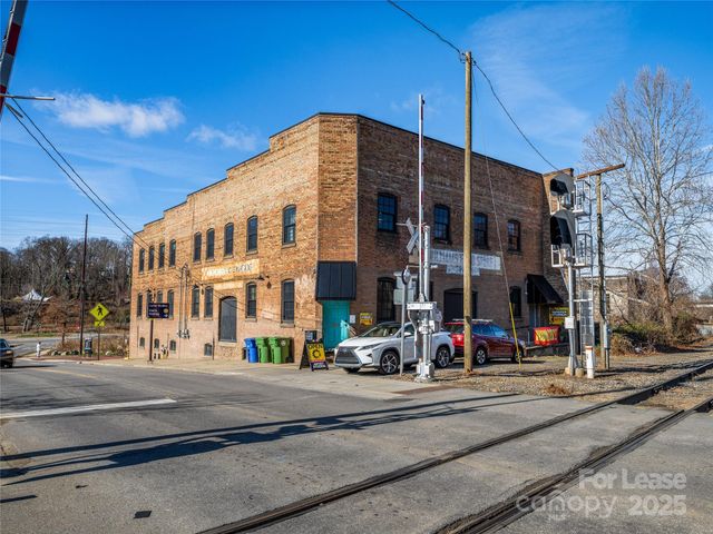 170 Lyman Street 002, Asheville, NC 28801