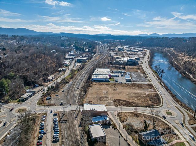 170 Lyman Street 002, Asheville, NC 28801