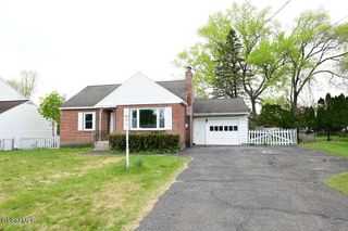 115 S Arrow Street, Schenectady, NY 12304