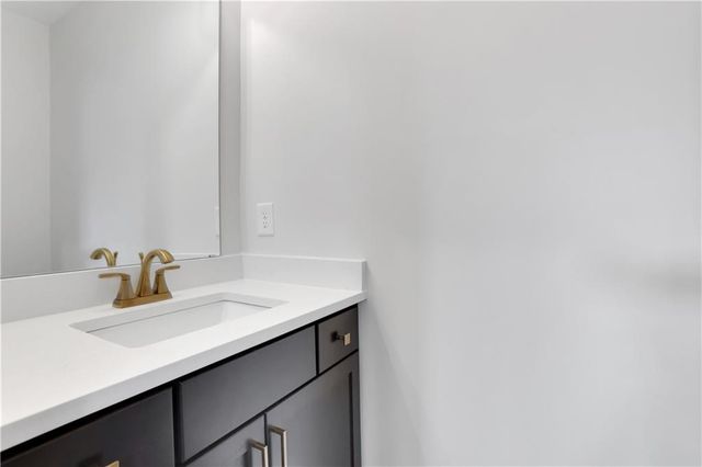 203 Coffee Lane, Hoschton, GA 30548