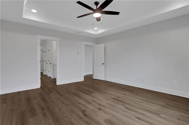 203 Coffee Lane, Hoschton, GA 30548