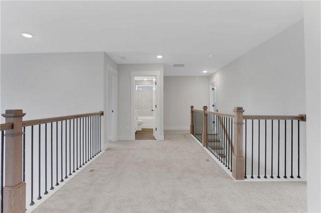 203 Coffee Lane, Hoschton, GA 30548