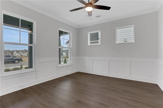 203 Coffee Lane, Hoschton, GA 30548