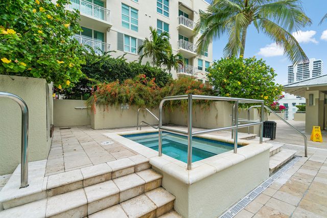 480 HIBISCUS Street 1003, West Palm Beach, FL 33401