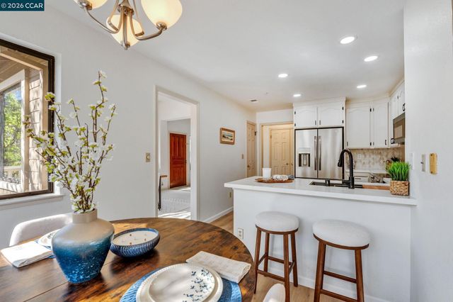 5401 Terra Granada Drive 1B, Walnut Creek, CA 94595