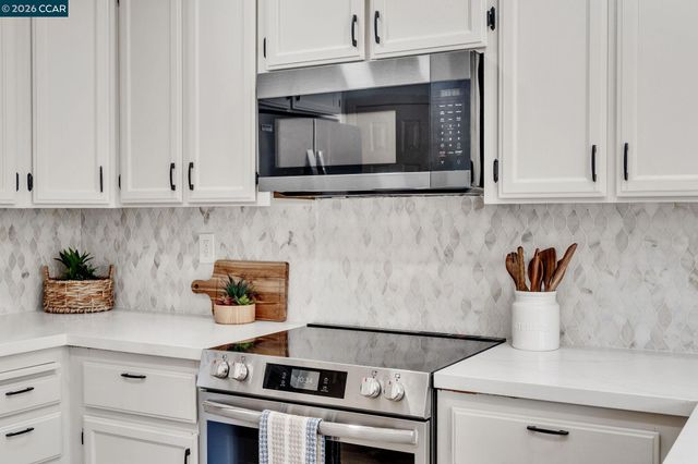 5401 Terra Granada Drive 1B, Walnut Creek, CA 94595