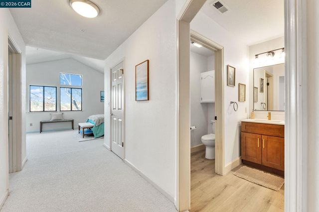 5401 Terra Granada Drive 1B, Walnut Creek, CA 94595