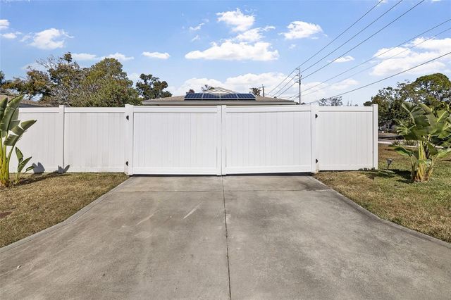 6691 23RD STREET S, St Petersburg, FL 33712