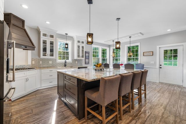 4218 Sequoia Ln, College Grove, TN 37046