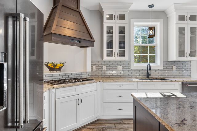 4218 Sequoia Ln, College Grove, TN 37046