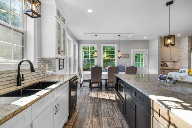 4218 Sequoia Ln, College Grove, TN 37046