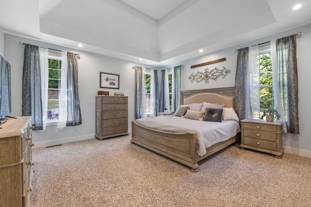 4218 Sequoia Ln, College Grove, TN 37046