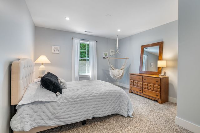 4218 Sequoia Ln, College Grove, TN 37046