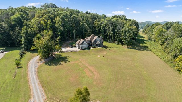 4218 Sequoia Ln, College Grove, TN 37046