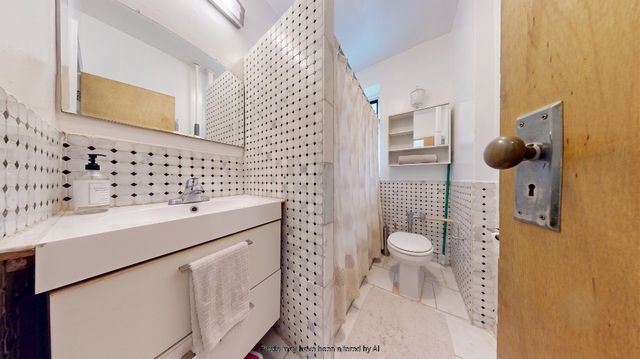 446 Kingston Ave Apt D9, New York City, NY 11225