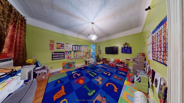 446 Kingston Ave Apt D9, New York City, NY 11225