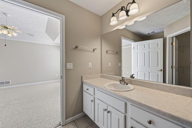 912 Village View Circle, Loganville, GA 30052