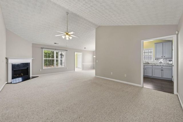 912 Village View Circle, Loganville, GA 30052
