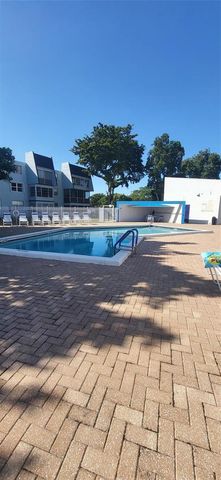 9070 Lime Bay Boulevard 309, Tamarac, FL 33321